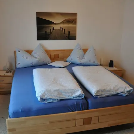 Haus Heckenrose Проживание в семье