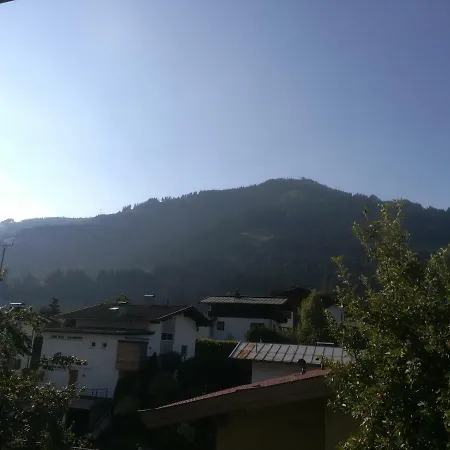 Haus Heckenrose Проживание в семье *